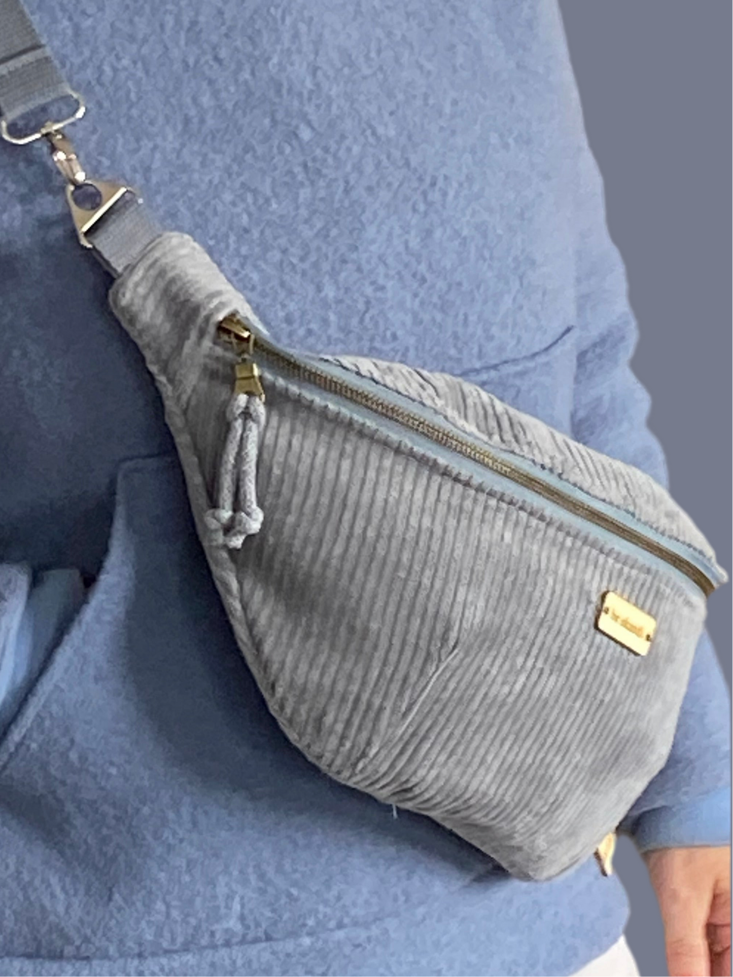Crossbody Bag Bauchtasche aus Baumwoll-Cord Salbei
