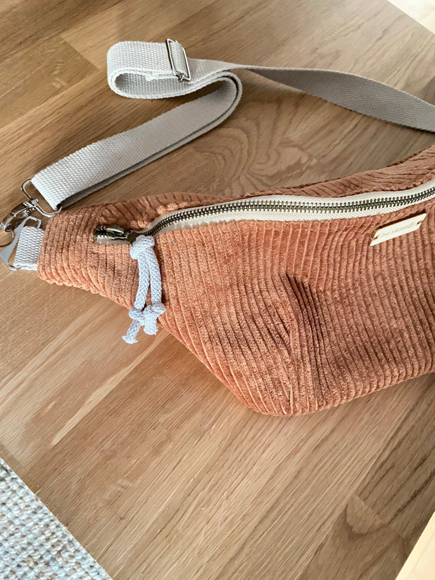 Crossbody Bag Bauchtasche aus Baumwoll-Cord
