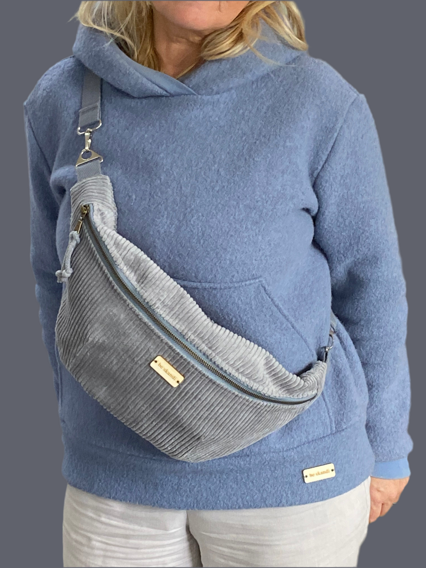 Crossbody Bag Bauchtasche aus Baumwoll-Cord Salbei