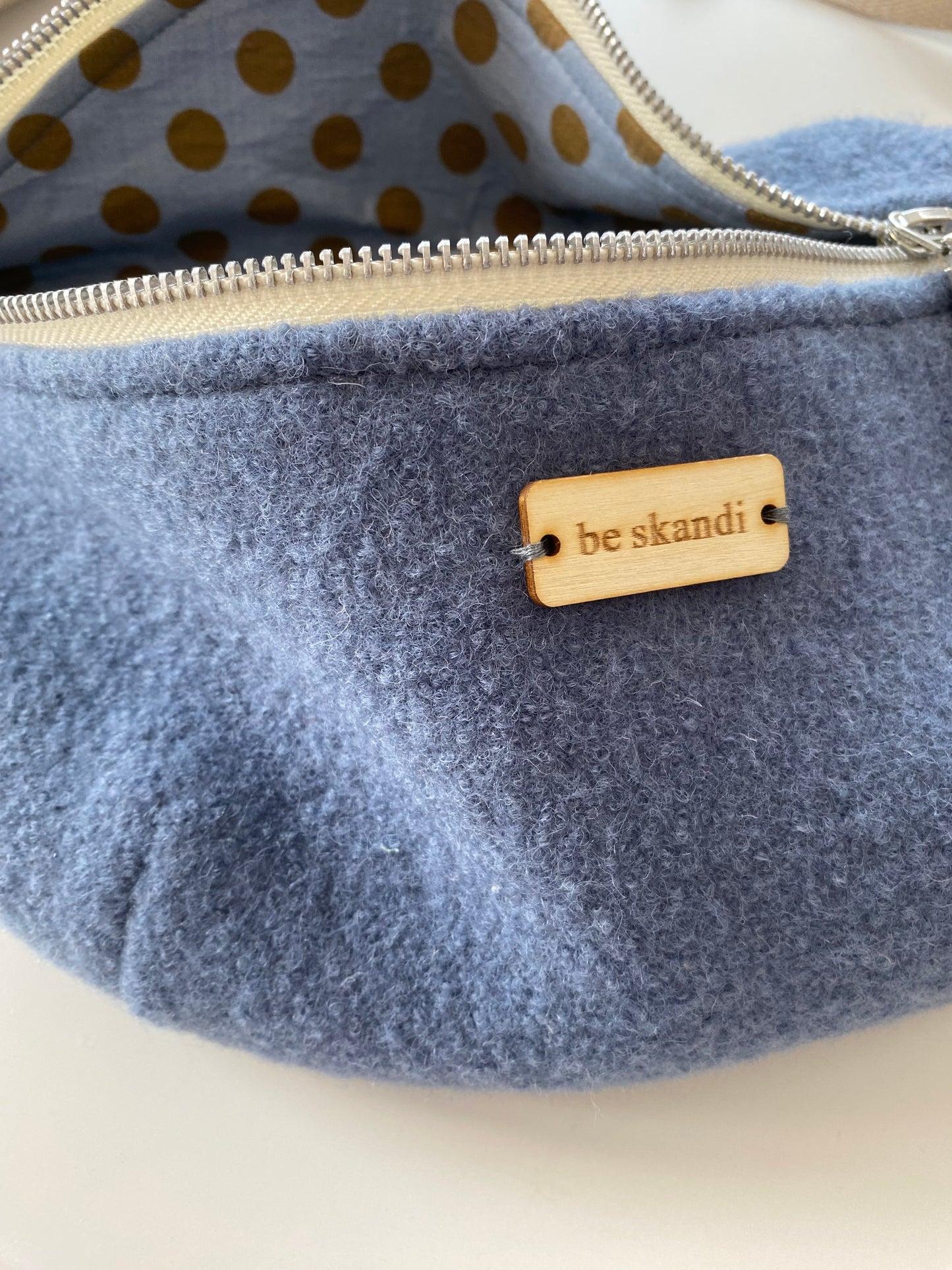 Crossbody Bag Bauchtasche aus Wollwalk
