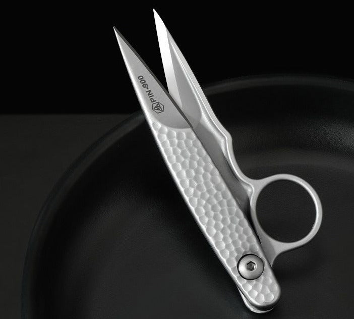Professional thread scissors made of microcrystalline steel - wear-resistant finger scissors