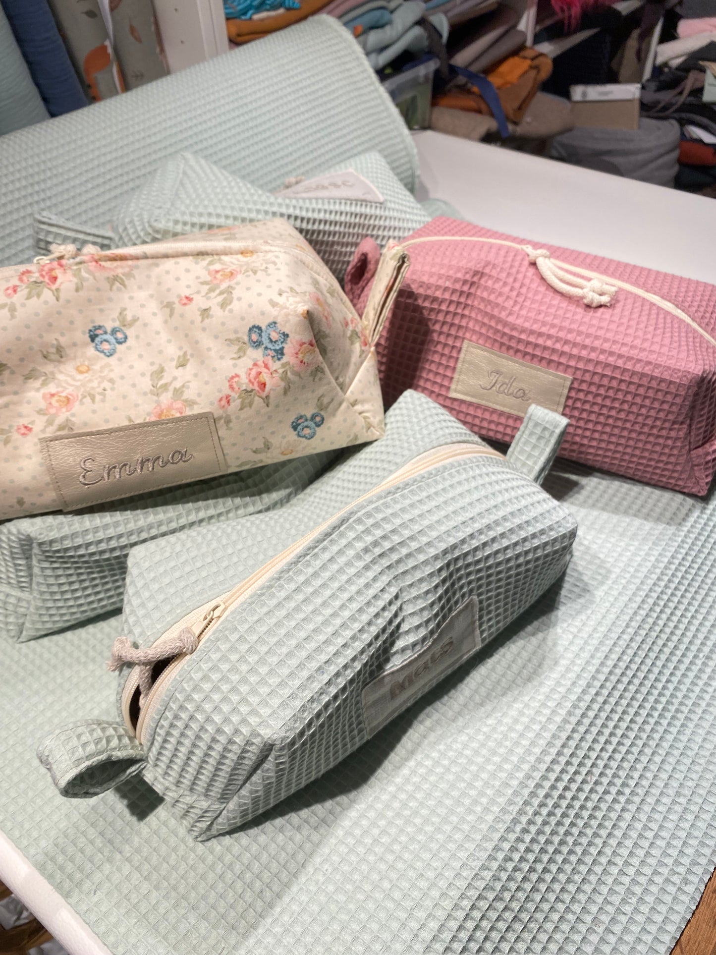 Cosmetic bag beauty case