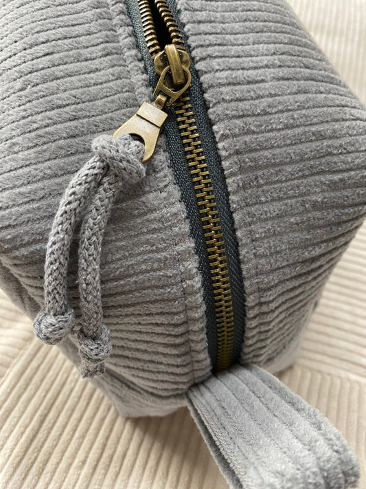 Cosmetic bag beauty case