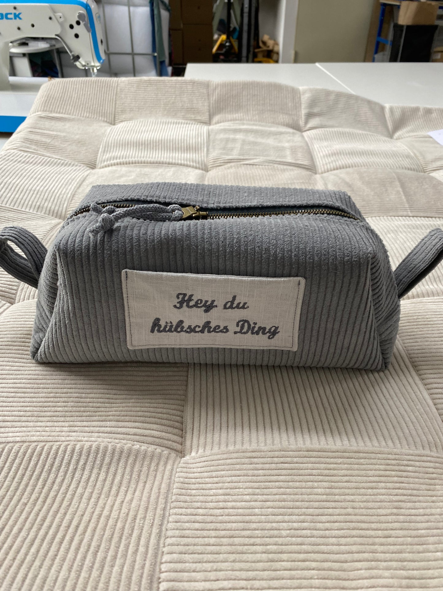 Cosmetic bag beauty case